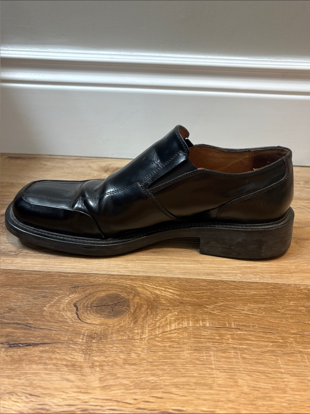 Kenneth Cole Black Leather Slip-On Loafers - Picture 5 of 6